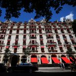la_fachada_del_plaza_athenee_uno_de_los_pocos_hoteles_consultados_donde_no_recuerdan_ningun_robo_2940_863x680
