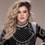 Kelly-Clarkson-005-high-res-credit-Vincent-Peters