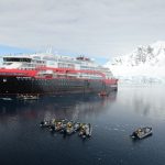 Hurtigruten – Bautizo MS Roald Amundsen